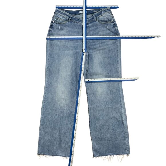 Judy Blue Straight Fit Jeans 20W Plus Size Light Wash Distress V Waist High Rise - Picture 4 of 12